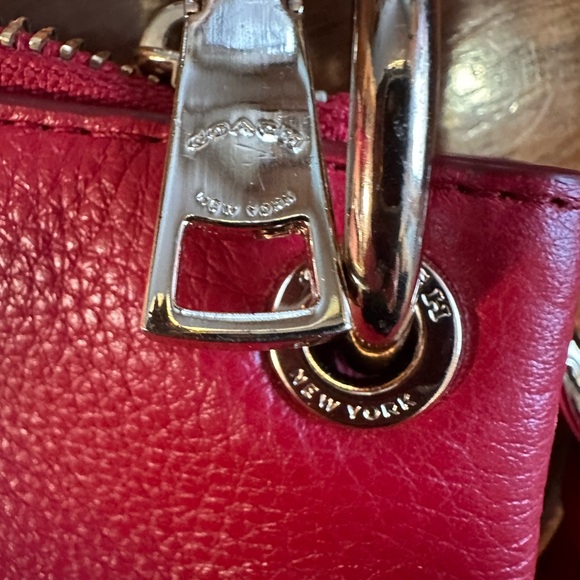 Coach Charlie Cherry Red Leather Bag. EUC - Picture 4 of 13